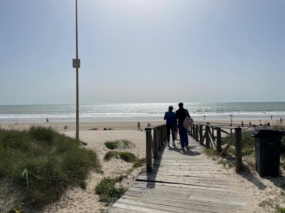 Hochwertiges Haus In Wunderschoener Golf Anlage Am Meer 罗塔 外观 照片