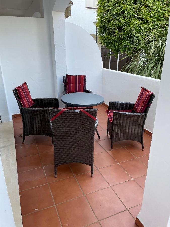 Hochwertiges Haus In Wunderschoener Golf Anlage Am Meer 罗塔 外观 照片