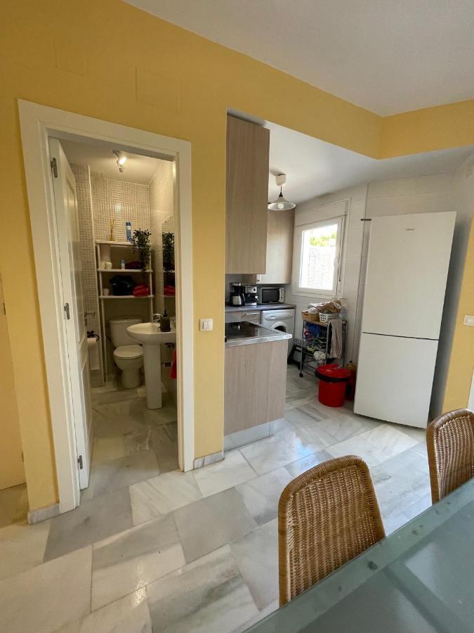 Hochwertiges Haus In Wunderschoener Golf Anlage Am Meer 罗塔 外观 照片